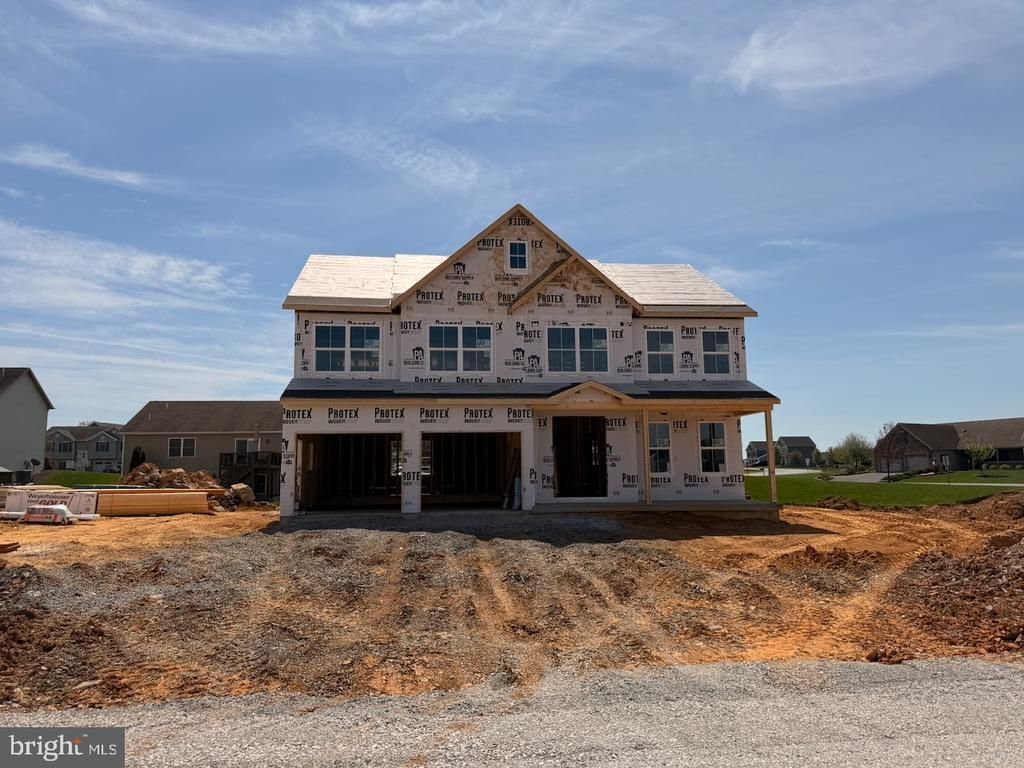 403 EAST CLARISSA DRIVE , SHIPPENSBURG, PA 17257