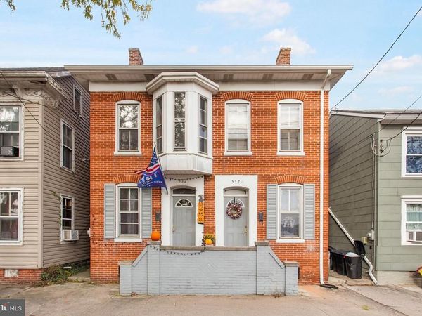 532- 532 1/2 BROADWAY, HANOVER, PA 17331