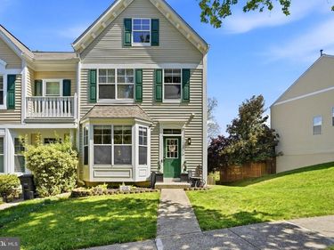 11595 NELLINGS PLACE, WOODBRIDGE, VA 22192