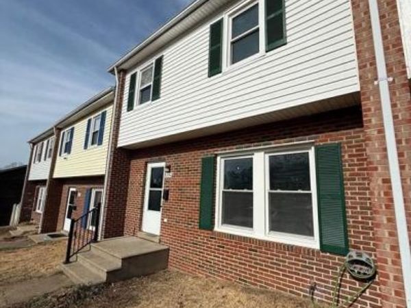 230 OVERLOOK COURT , FREDERICKSBURG, VA 22405