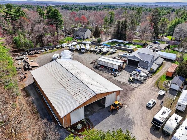 23 Bryant St, Berkley, MA 02779