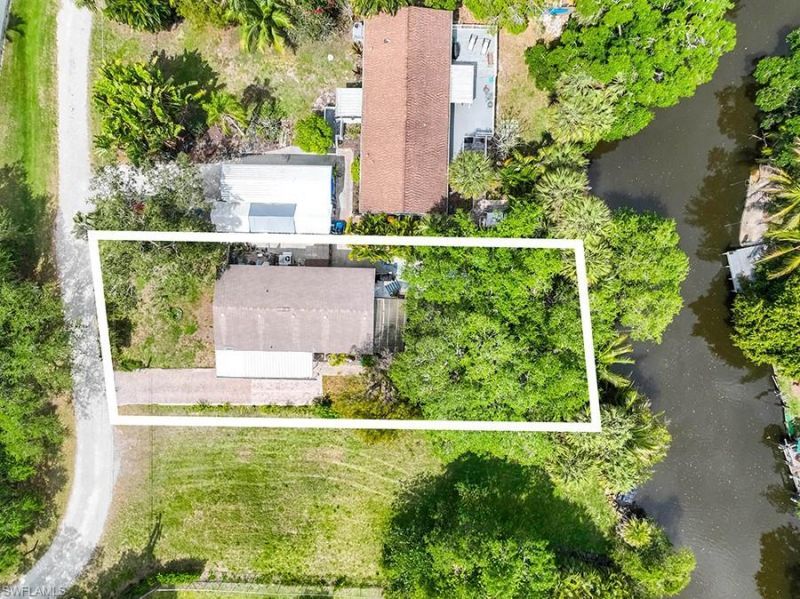 1229 Skyline Dr , Naples, FL 34114 Photo