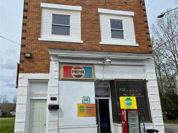 1158 Fruit Ave, Farrell, PA 16121