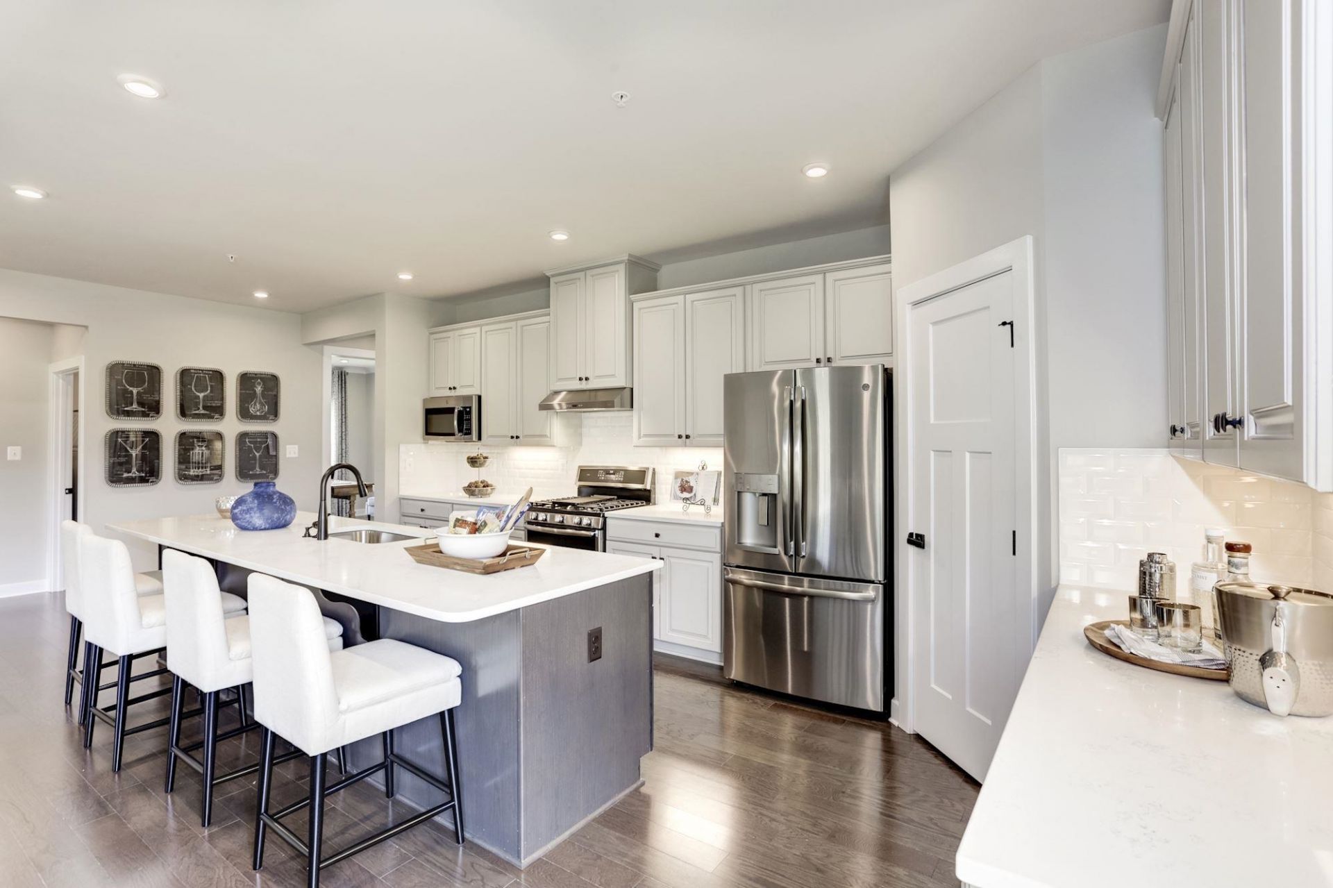 1506 Hope Pointe Dr  Photo 3