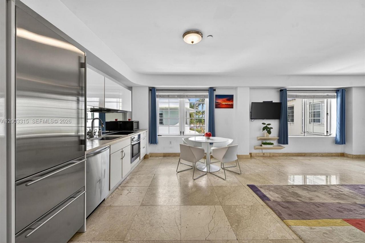 1250 Ocean Dr, Unit 3F, Miami Beach, FL 33139 Photo
