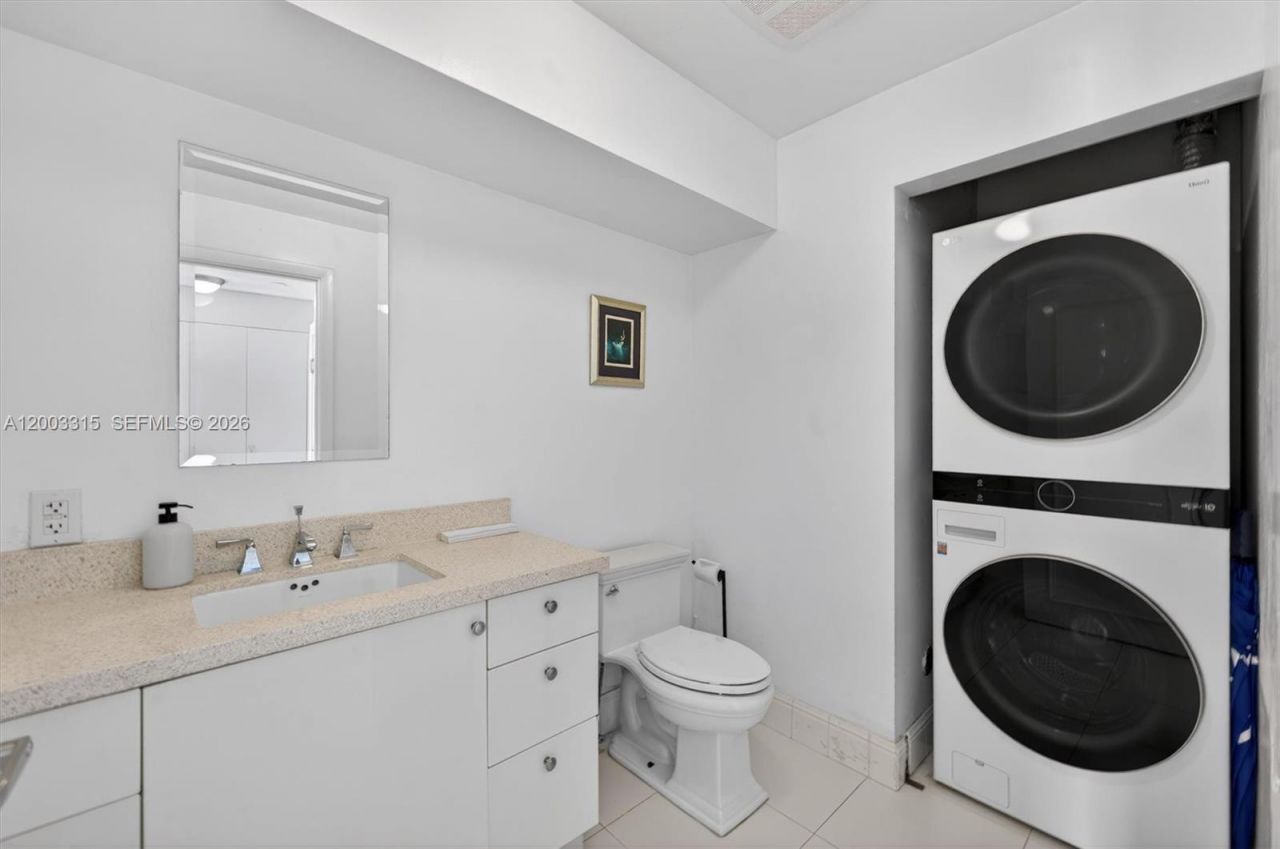 1250 Ocean Dr, Unit 3F, Miami Beach, FL 33139 Photo