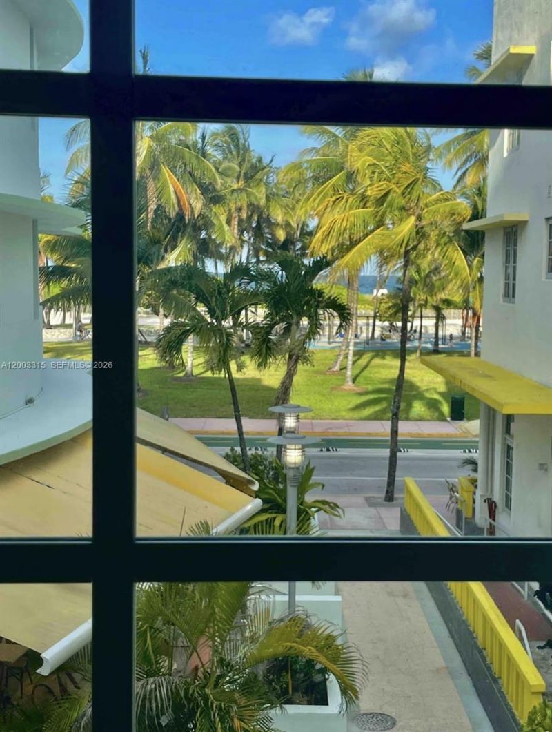 1250 Ocean Dr, Unit 3F, Miami Beach, FL 33139 Photo