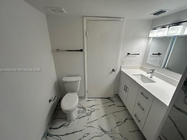 6292 NW 186th St , Unit 306, Hialeah, FL 33015 Photo