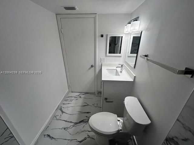 6292 NW 186th St , Unit 306, Hialeah, FL 33015 Photo