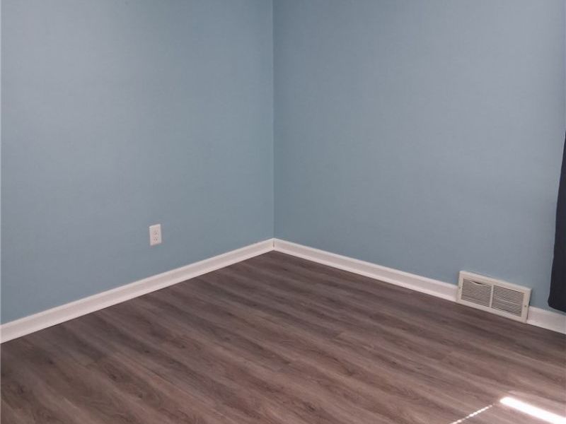 388 E 330th Street, Willowick, OH 44095 Photo 11