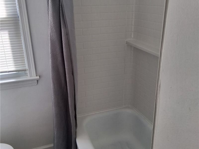 388 E 330th Street, Willowick, OH 44095 Photo 15