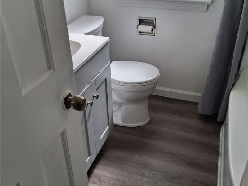 388 E 330th Street, Willowick, OH 44095 Photo 16