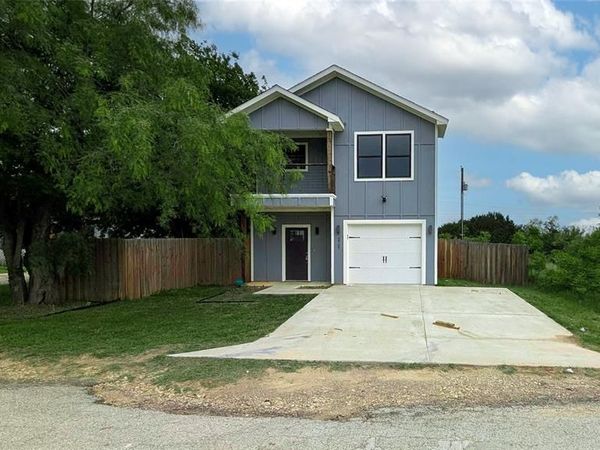 5707 Lake Granbury Trail, Granbury, TX 76048