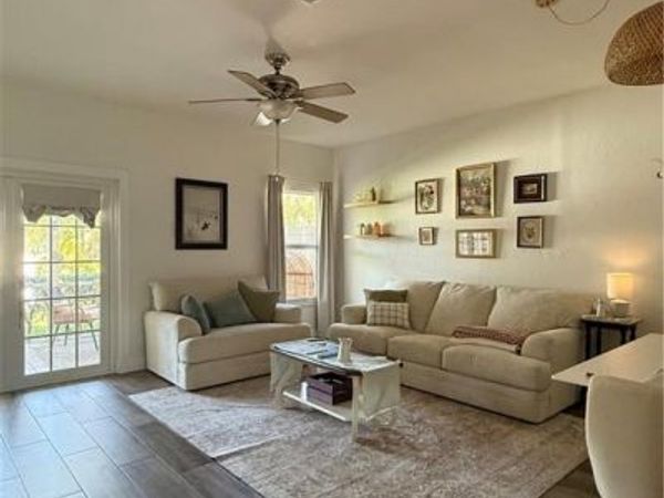 6113 Lake Front DR, FORT MYERS, FL 33908