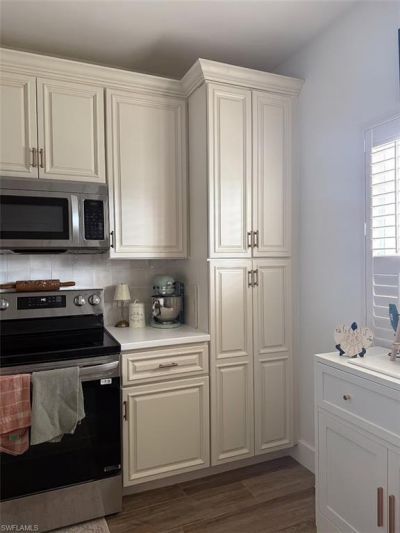 6113 Lake Front Dr, Fort Myers, FL 33908 Photo