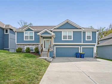 433 Lilly Lane, Liberty, MO 64068