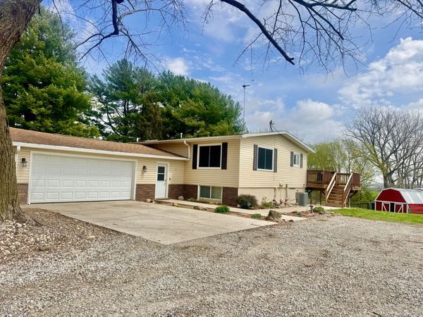 1487 Mccloud Road , Aledo, IL 61231