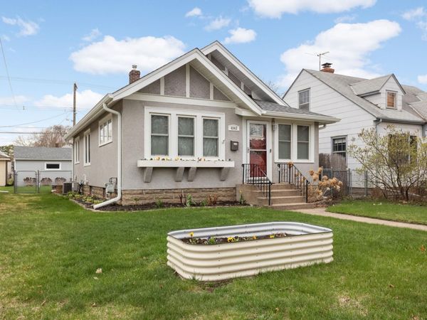 4043 Russell Avenue N, Minneapolis, MN 55412