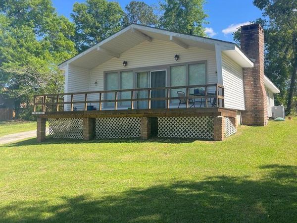 1129 E Lakeshore Drive, Carriere, MS 39426