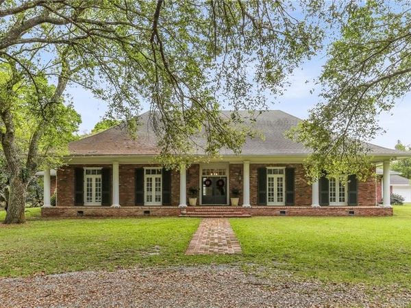 421 STARLING Drive, Slidell, LA 70461