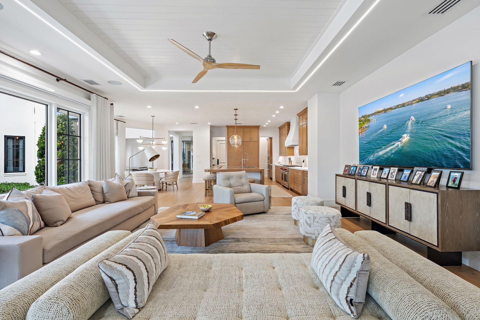 19020 Point Drive, Tequesta, FL 33469 Photo