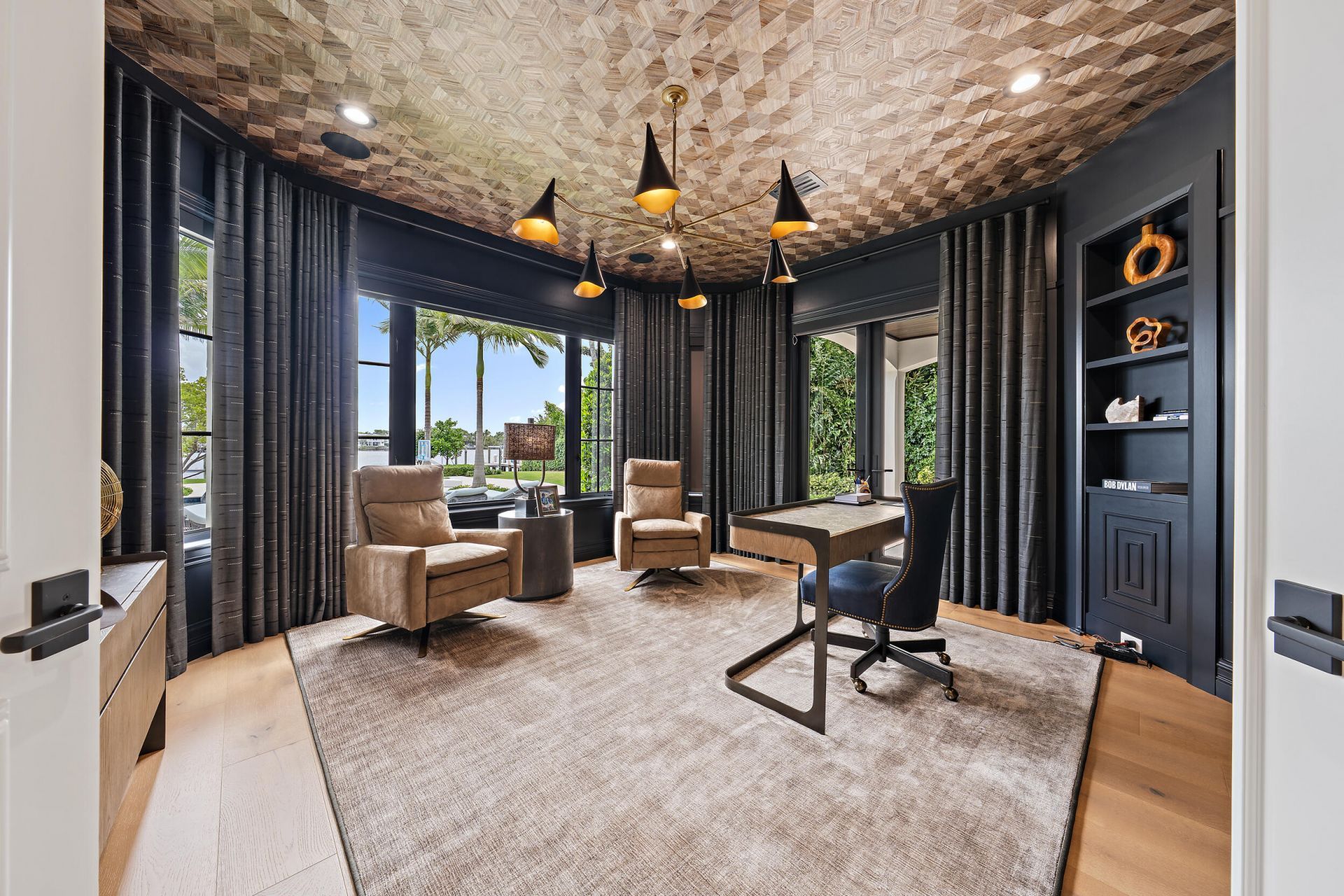 19020 Point Drive, Tequesta, FL 33469 Photo