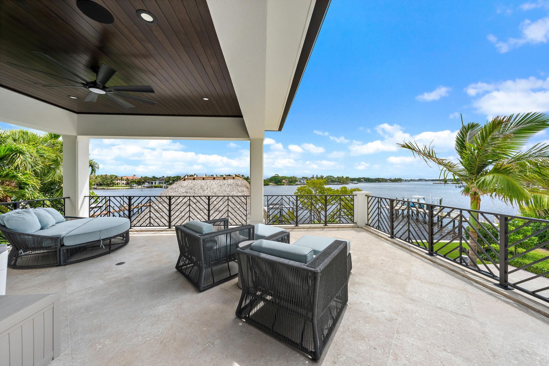 19020 Point Drive, Tequesta, FL 33469 Photo
