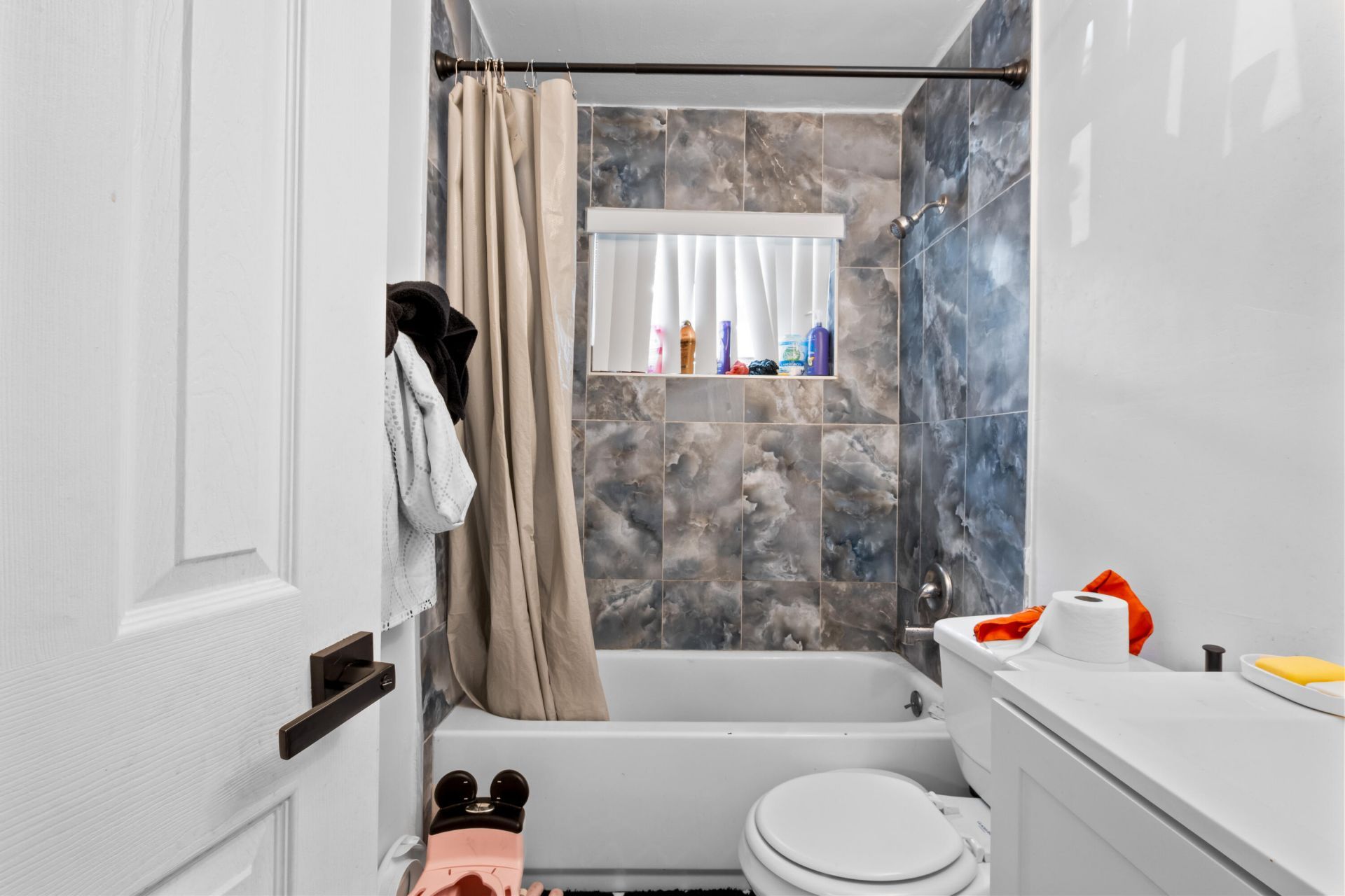 426 NE 166th Street, Unit 2, North Miami Beach, FL 33162 Photo