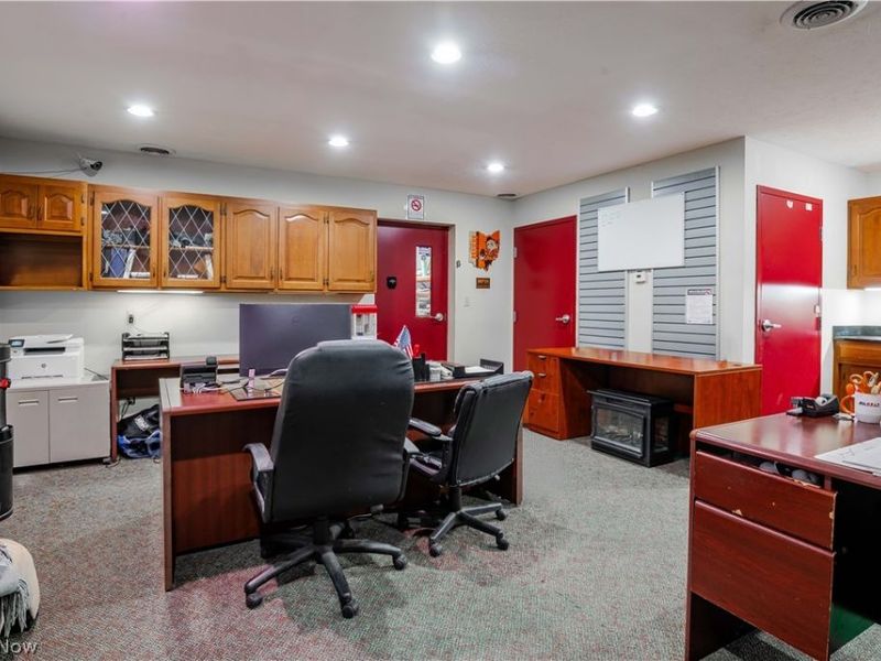 186 Lear Road, Avon Lake, OH 44012 Photo 3