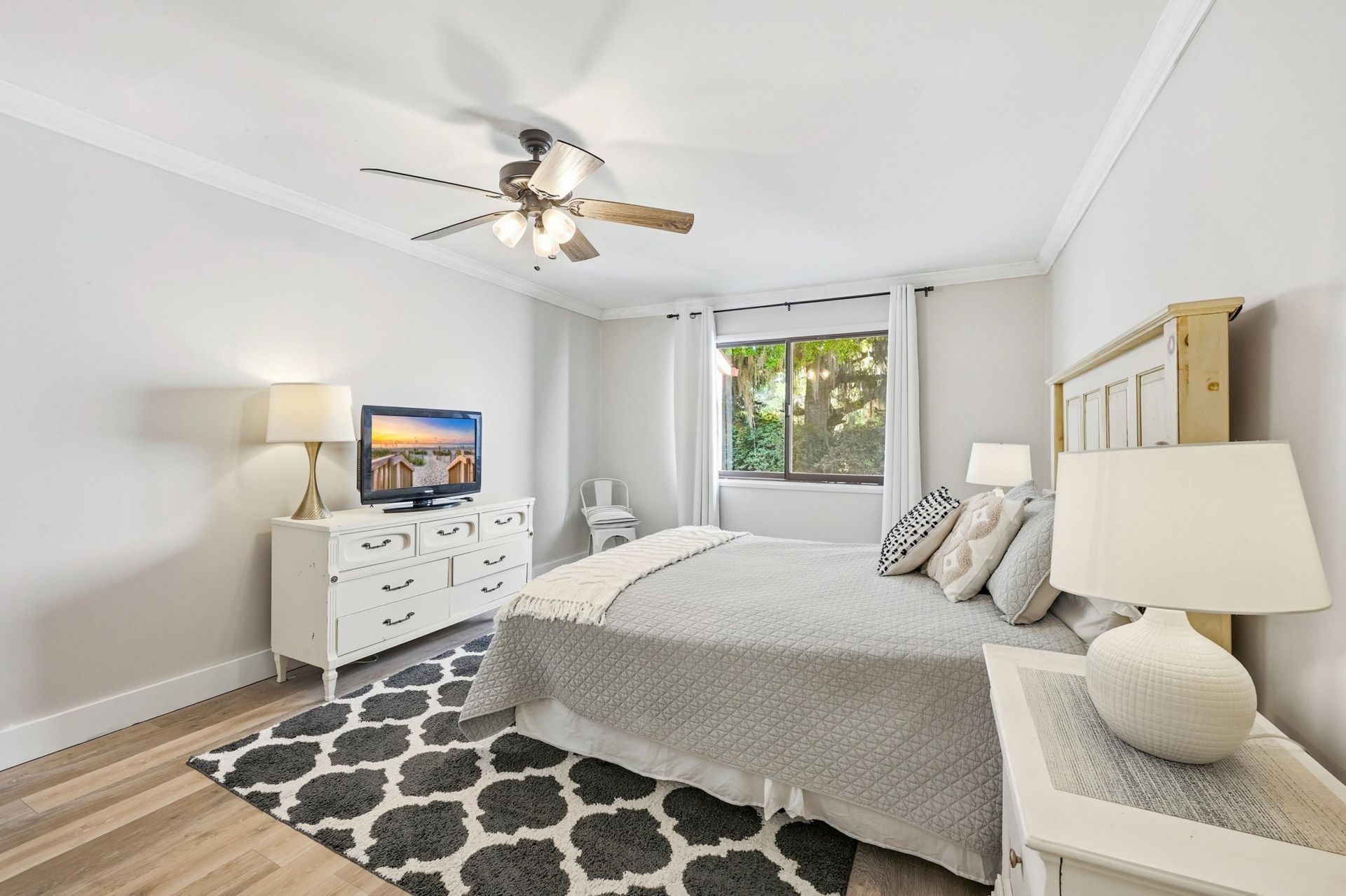 8 Peter Horry Ct.  Photo 11