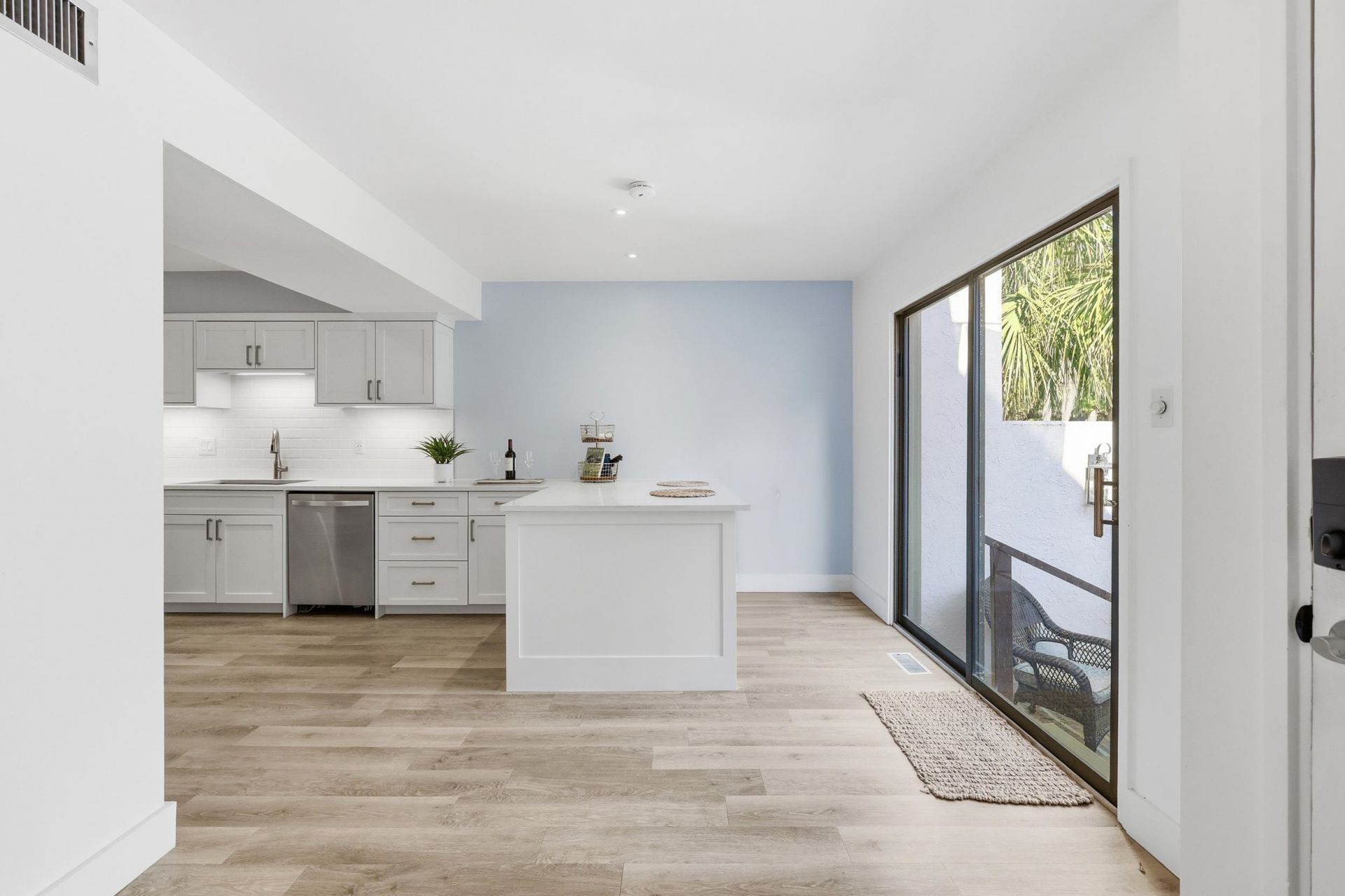 8 Peter Horry Ct.  Photo 9