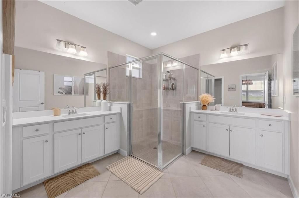 20730 Copperhead Dr, Lehigh Acres, FL 33936 Photo