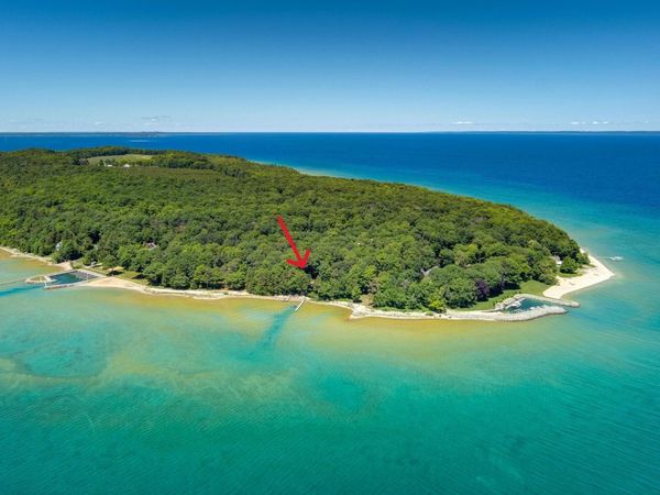 4152 Omena Point Road N, Omena, MI 49674
