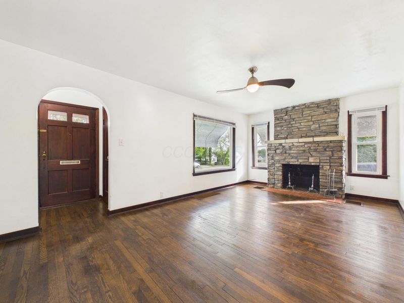 805 Sheridan Drive , Lancaster, OH 43130 Photo 3