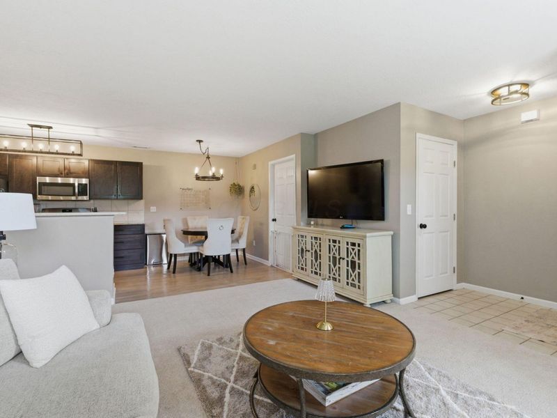 640 Lazelle Road , Columbus, OH 43240 Photo 12