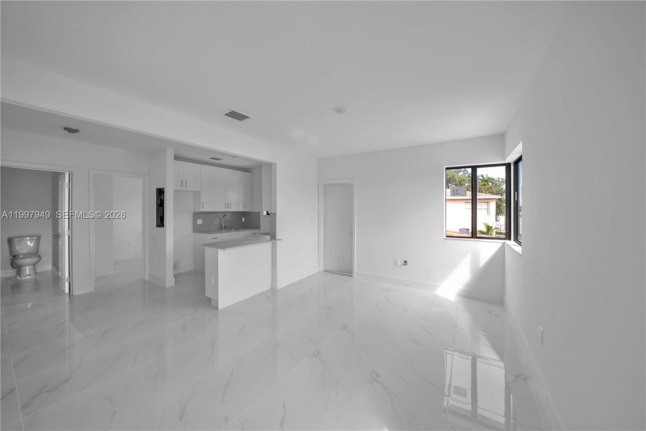 450 Beacom Blvd , Miami, FL 33135 Photo