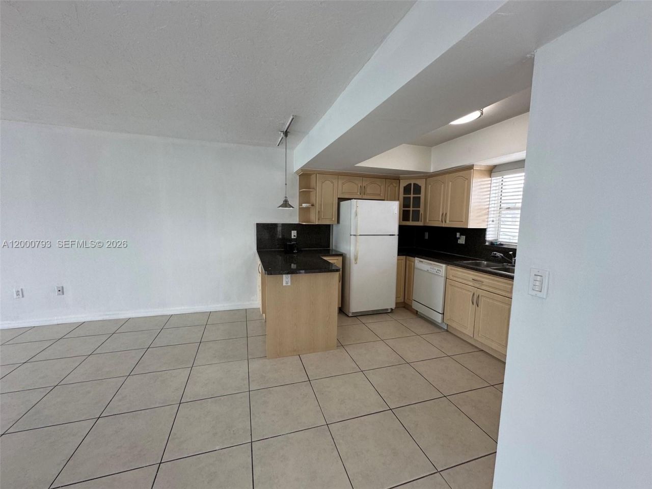 7340 SW 82nd St , Unit C203, Miami, FL 33143 Photo