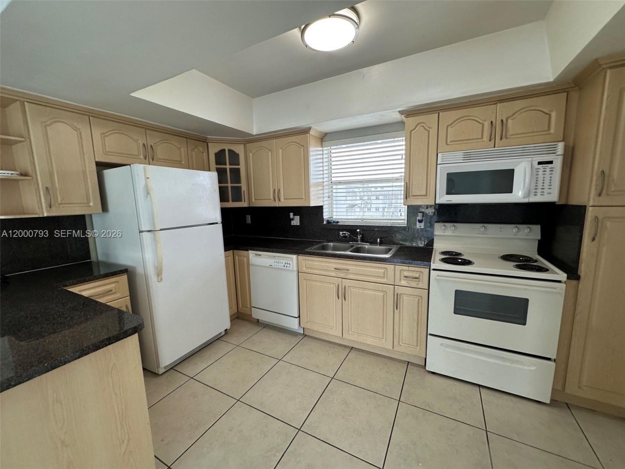 7340 SW 82nd St , Unit C203, Miami, FL 33143 Photo