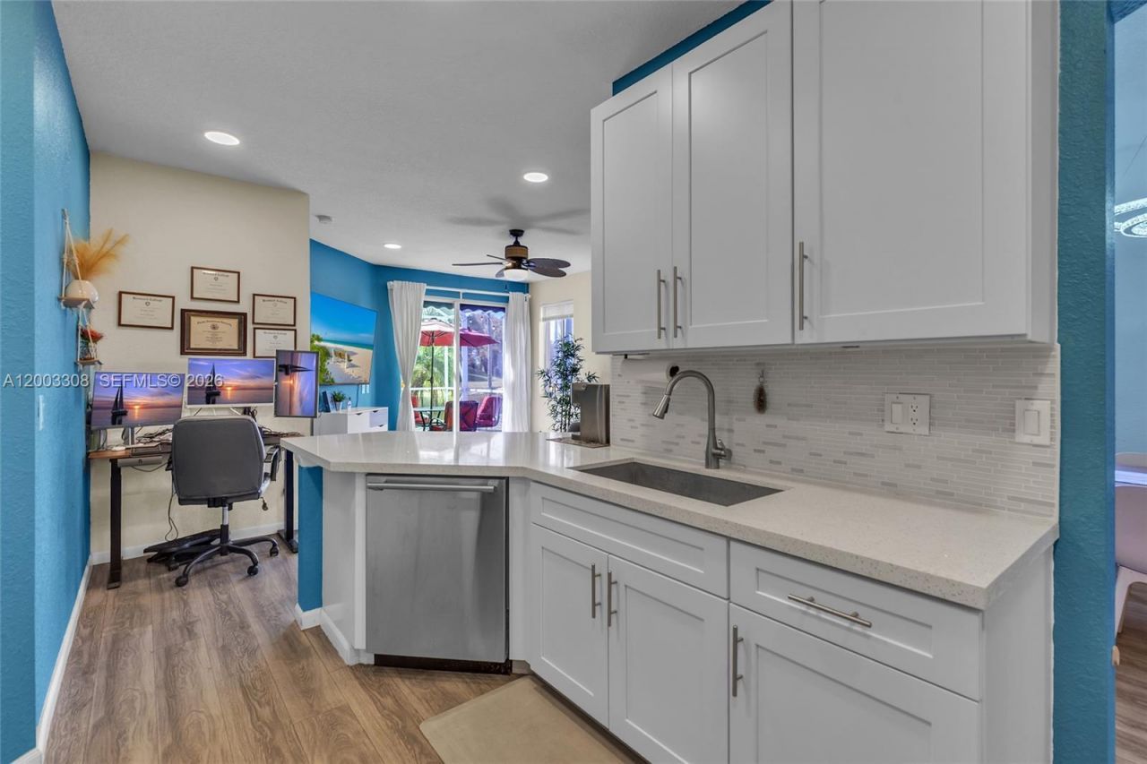 268 Conservation Dr, Weston, FL 33327 Photo