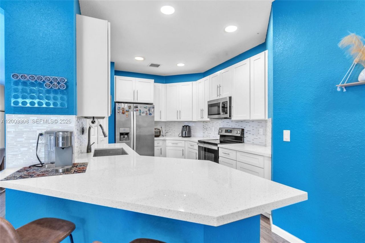 268 Conservation Dr, Weston, FL 33327 Photo