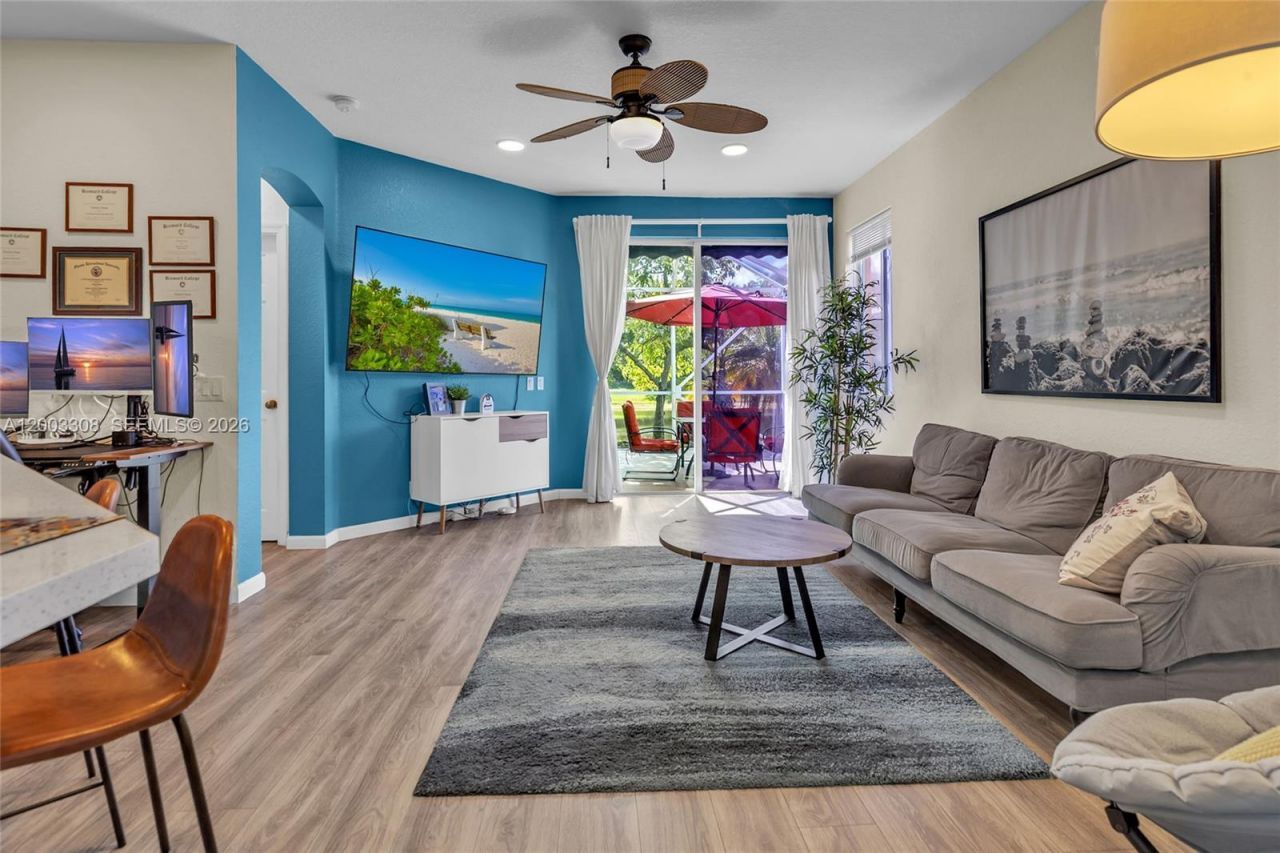 268 Conservation Dr, Weston, FL 33327 Photo