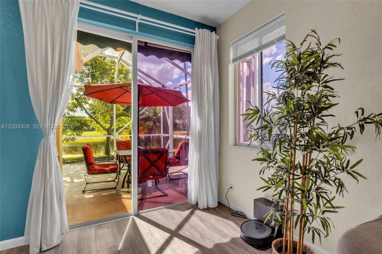 268 Conservation Dr, Weston, FL 33327 Photo