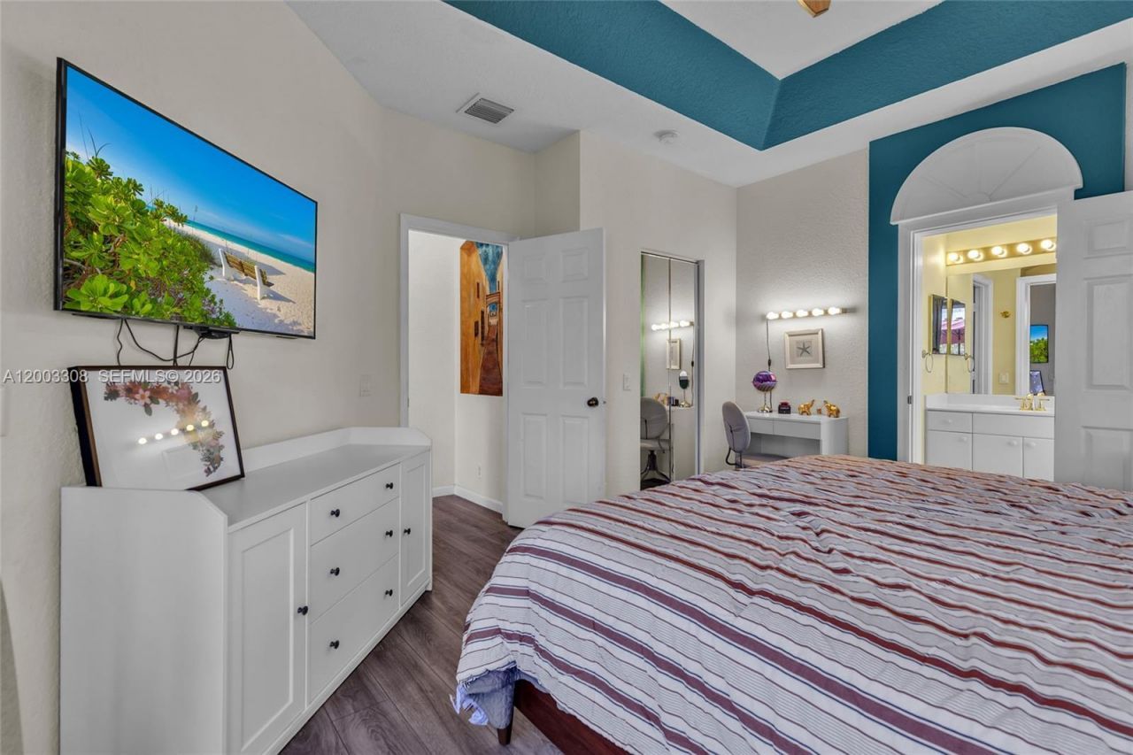 268 Conservation Dr, Weston, FL 33327 Photo