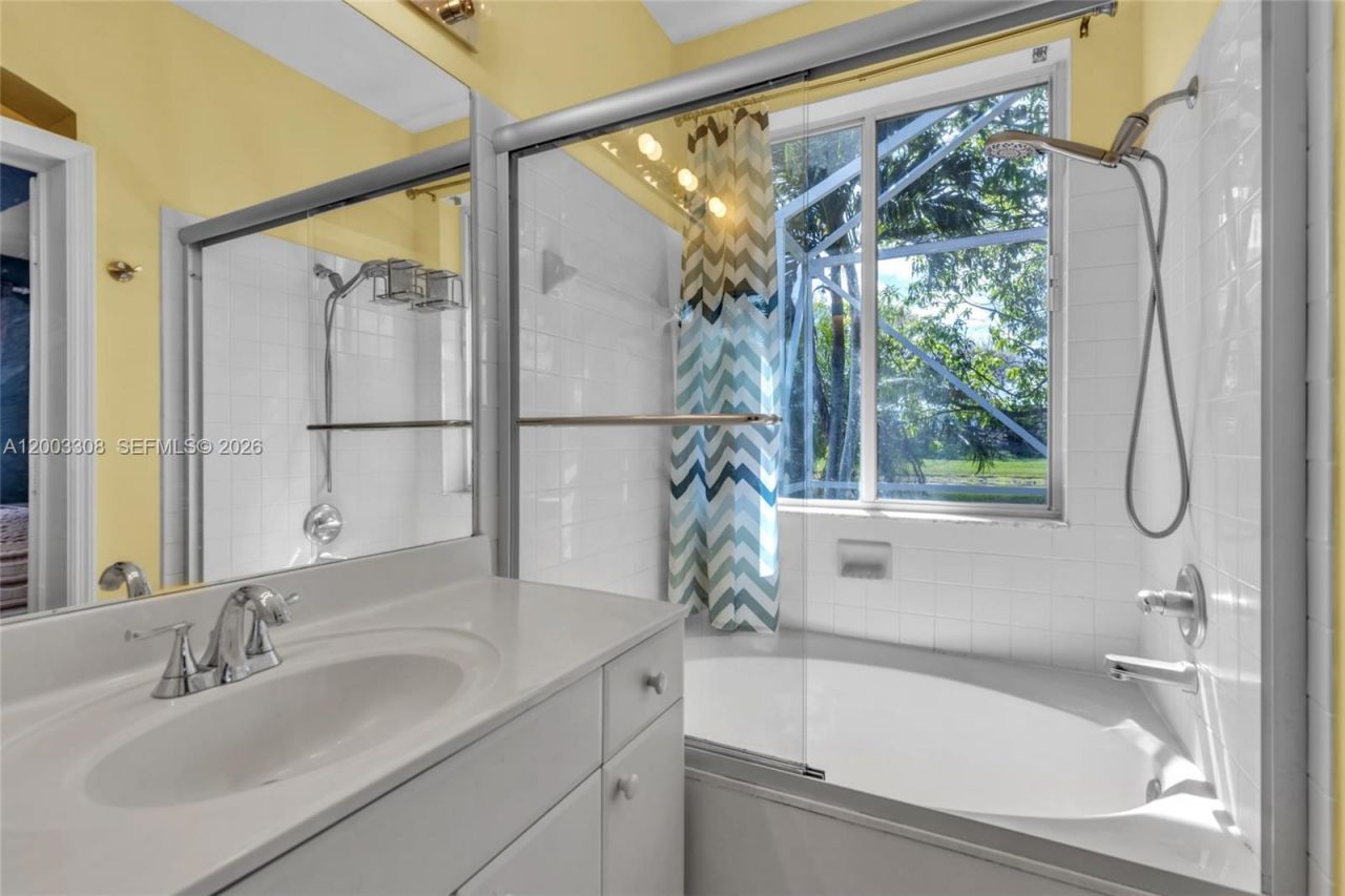 268 Conservation Dr, Weston, FL 33327 Photo