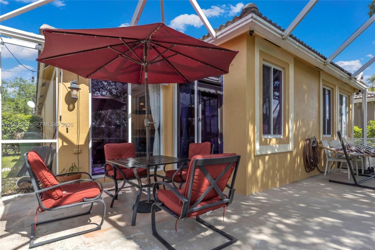 268 Conservation Dr, Weston, FL 33327 Photo