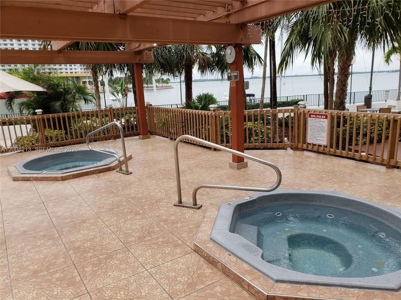 801 Brickell Bay Dr, Unit 363, Miami, FL 33131 Photo