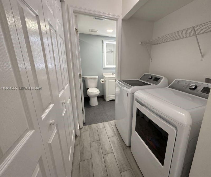 5767 Washington St, Unit F1, Hollywood, FL 33023 Photo