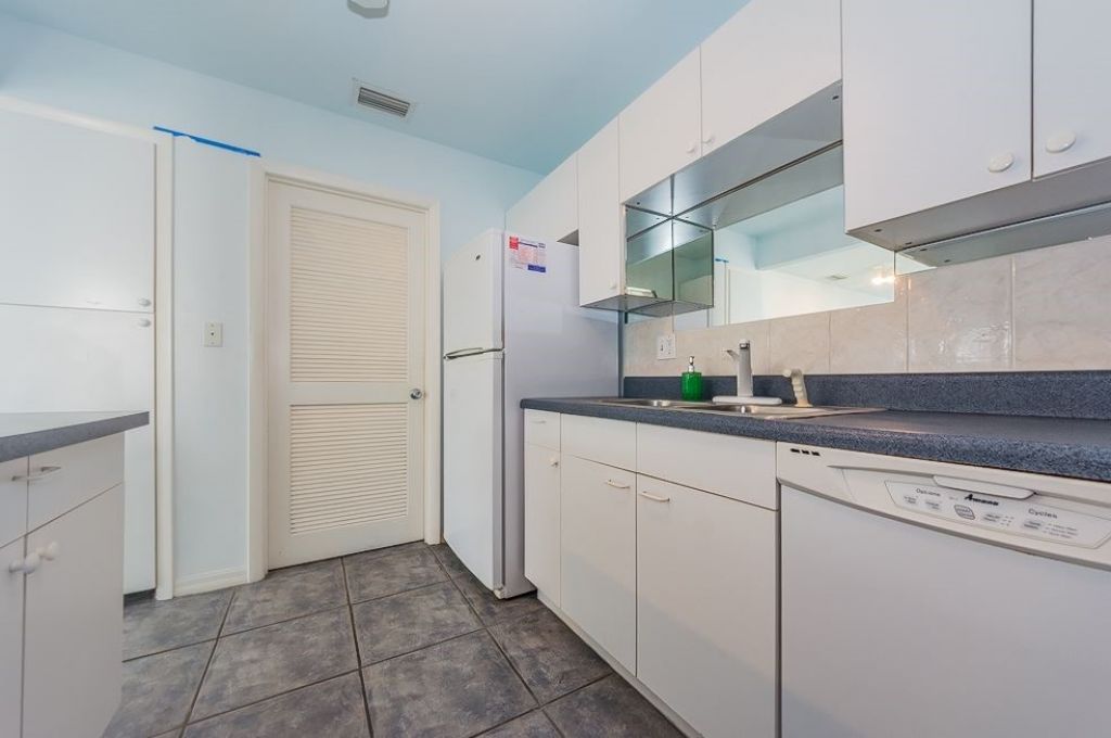 1315 Bayshore Drive, Unit 204, Fort Pierce, FL 34949 Photo