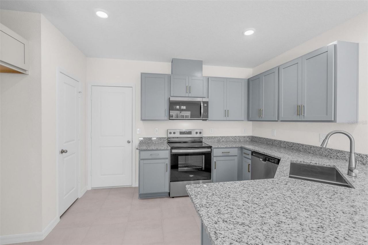 2833 Moonshadow Court, Clermont, FL 34714 Photo