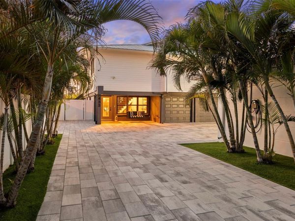 439 CAUSEWAY BOULEVARD, DUNEDIN, FL 34698